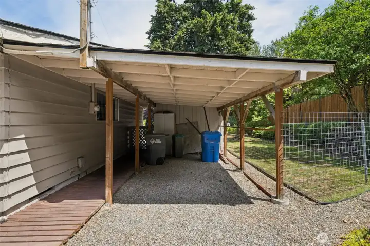 Extra covered parking