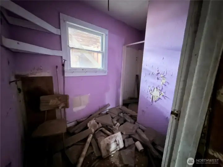 Photo of the possible ADU Photo of the possible ADU