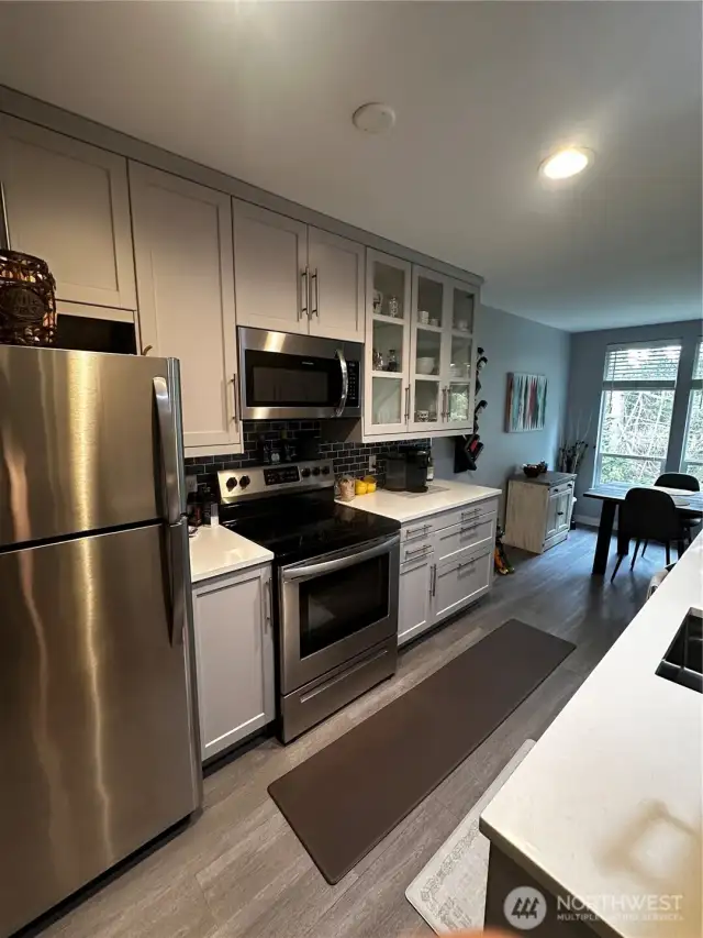 Stainless appliances and plenty of space and storage