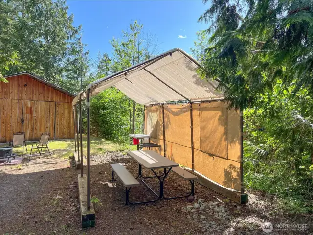 Cover eating space