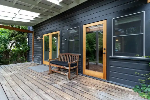 Covered back deck