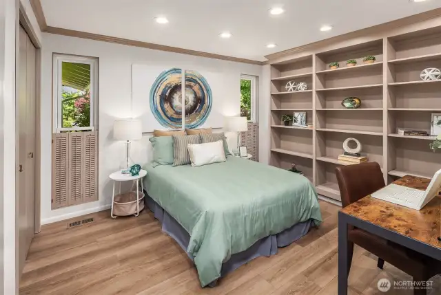 Library or second bedroom