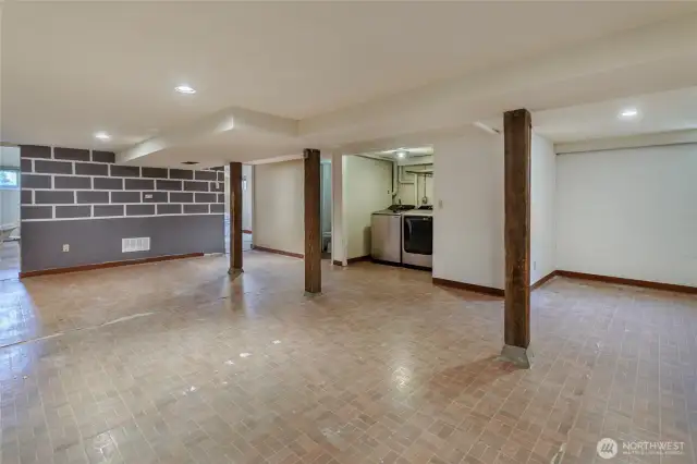 Basement bonus space for den, game room, or whatever you want!