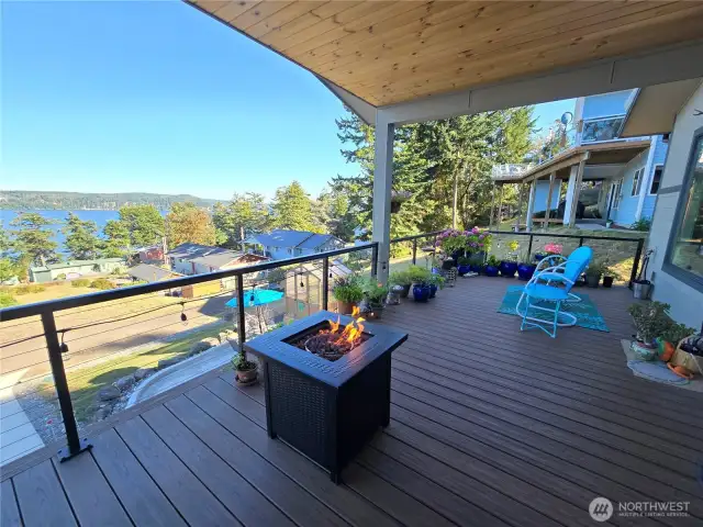 Partially enclosed area gives you options and is great for entertaining!