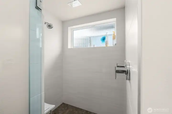 Large walk in shower.