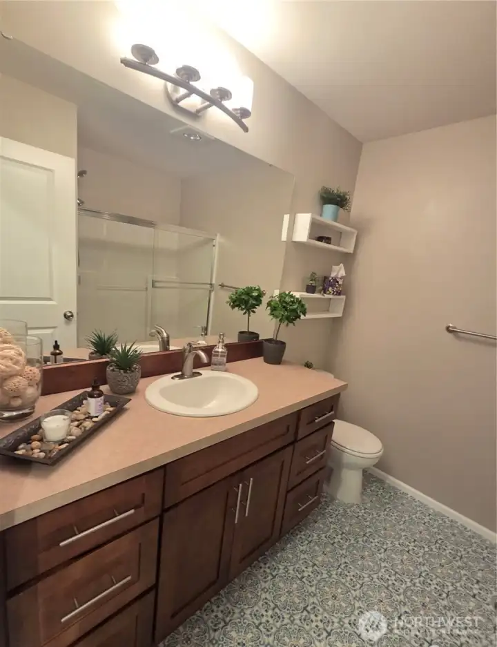 Primary Bedrom #1 Bathroom