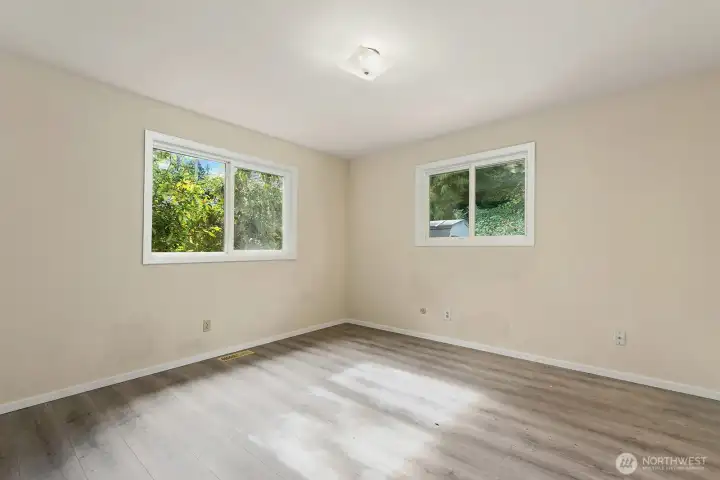 Upstairs bedroom #2