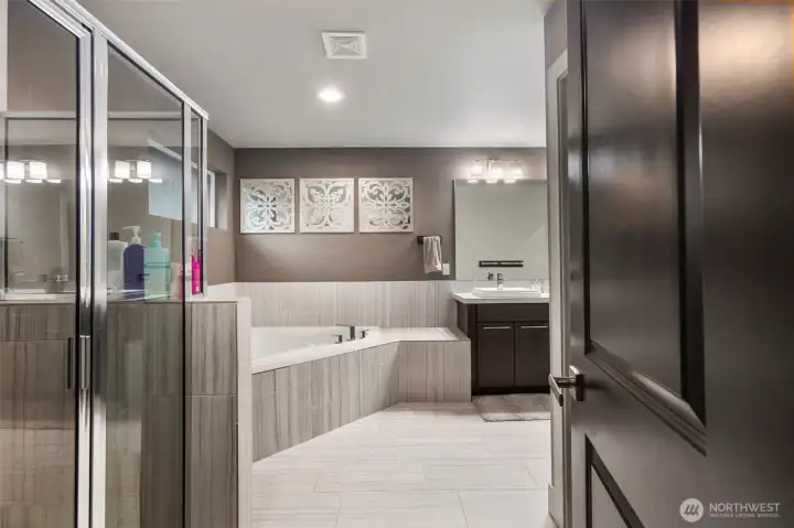 Primary Bath w Closet to Right