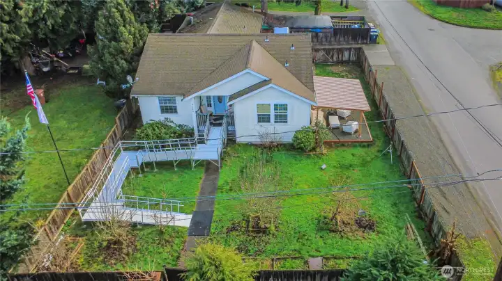 A nice snapshot of what this property has to offer.