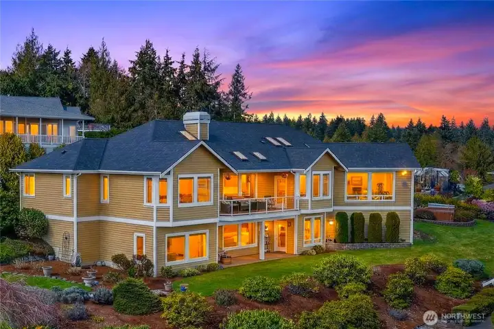 Welcome Home to 4621 Tanner View Drive