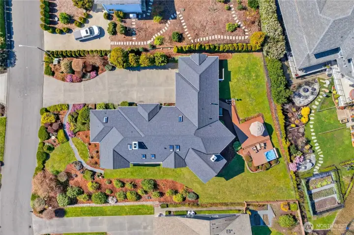 Located in Spinnaker Ridge