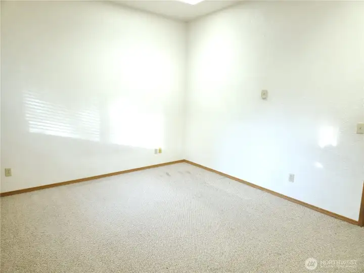 Apt 3/Extra Room for Storage