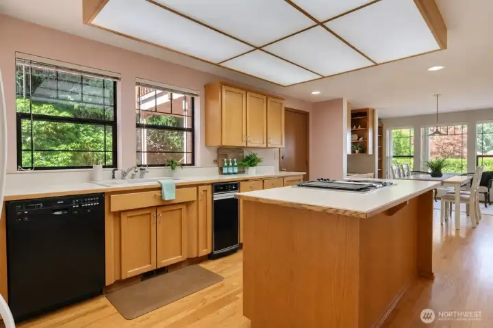 Light & bright kitchen