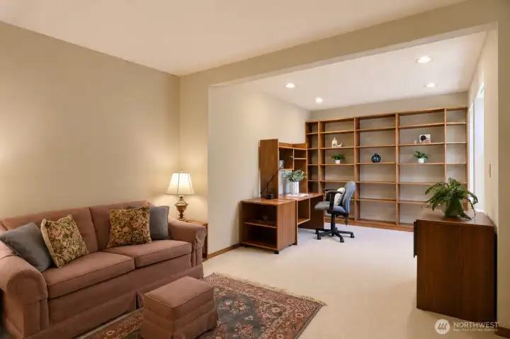 flex space on upper level currently used as an office