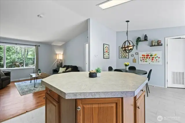 Great space for entertaining, spacious, light and bright.