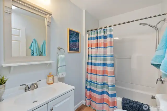 Full Bathroom