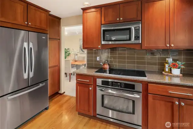 Ample storage in your kitchen cabinets and a stainless steel suite of appliances.