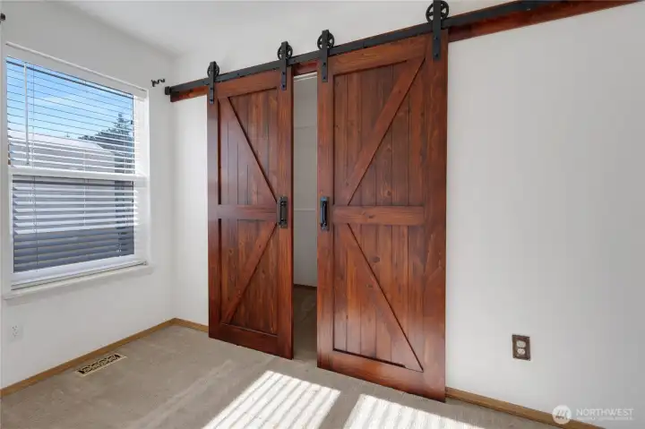 Barn doors to walk-in closet