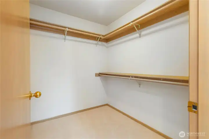 Walk-in closet