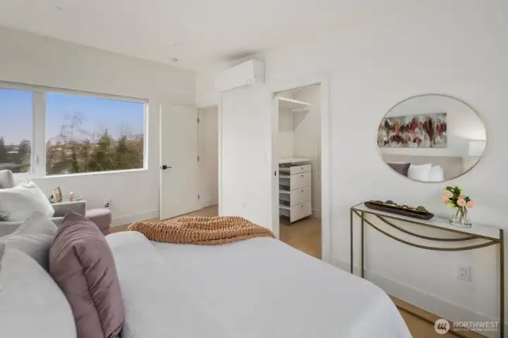 Secondary suite with a view