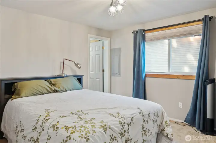 Primary ensuite - fits a king