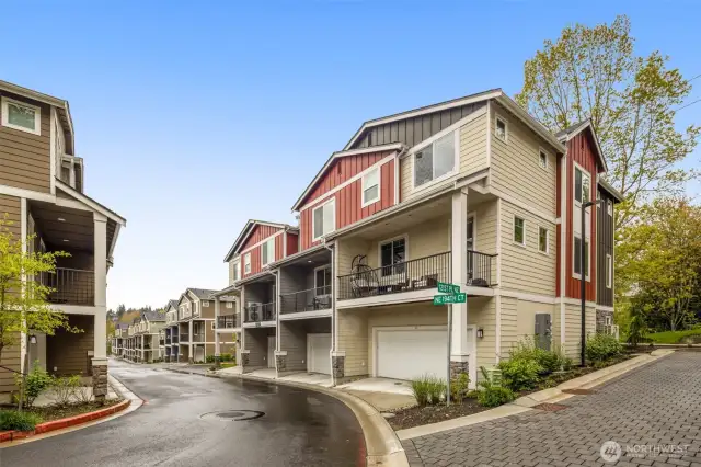 Preston North Townhomes is a truly charming neighborhood