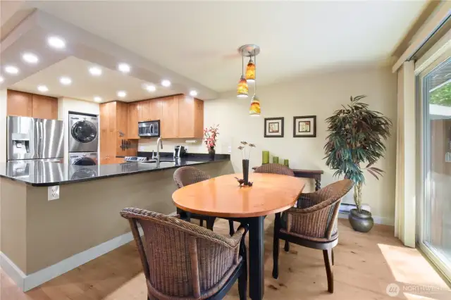 Kitchen/Dining Area