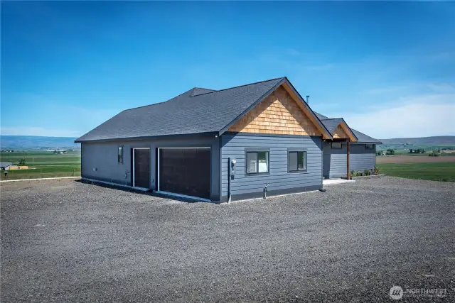 3 car garage