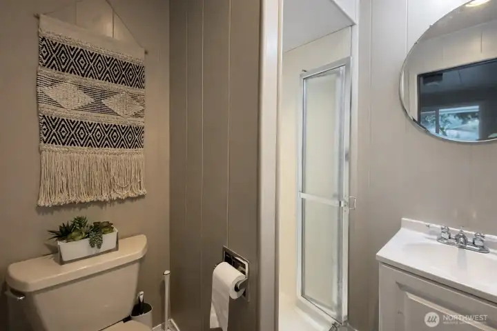 3/4 bath another view