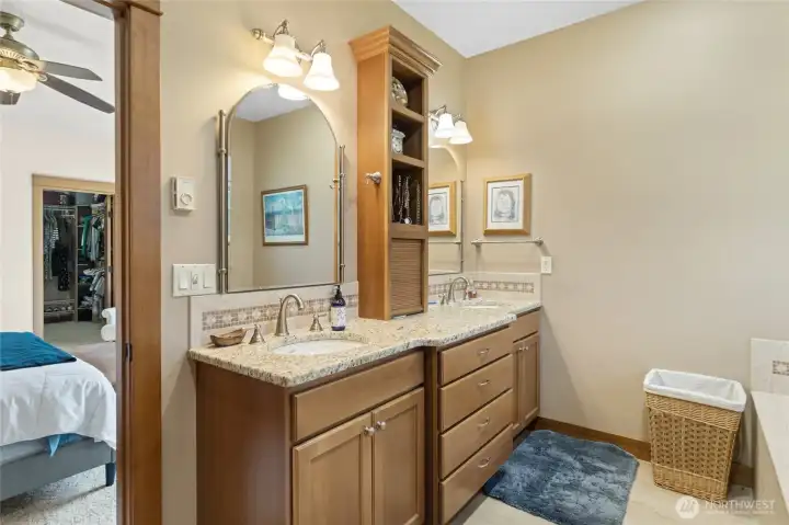 Primary Bed / Bathroom