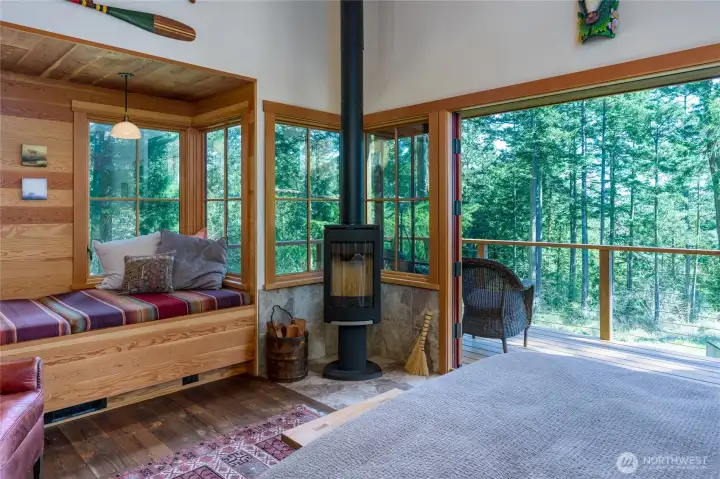 The guest cabin's woodstove and electric heat keeps the space warm and cozy no matter what time of year you visit.