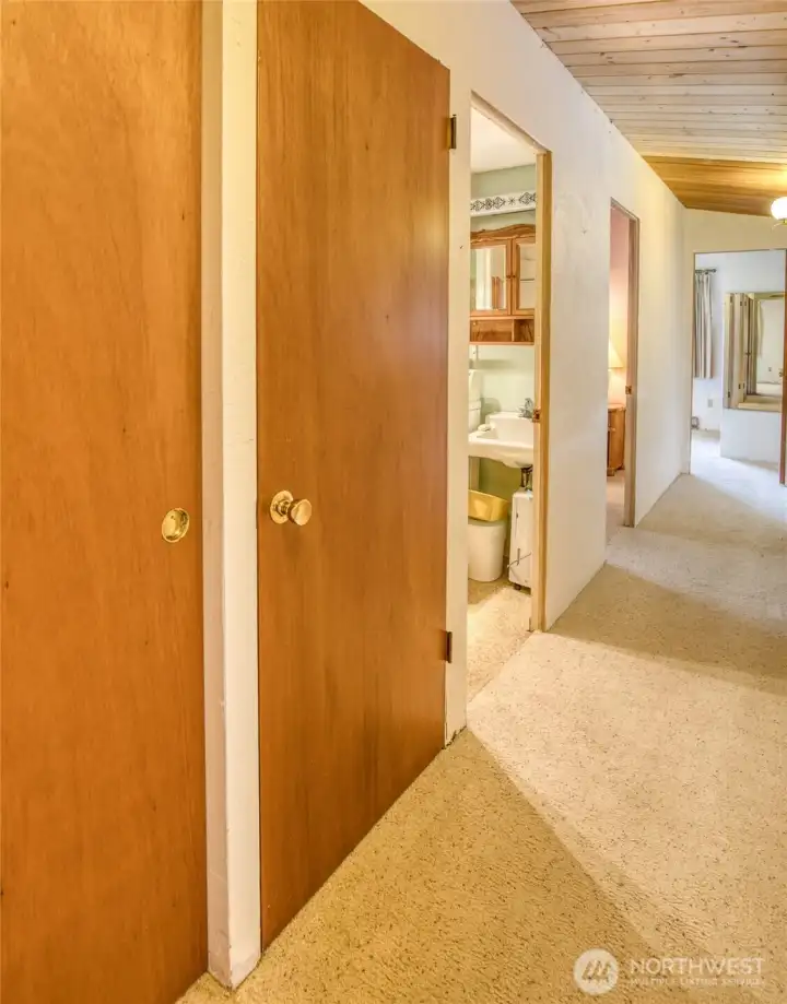 Hallway to the other 2 bedrooms.
