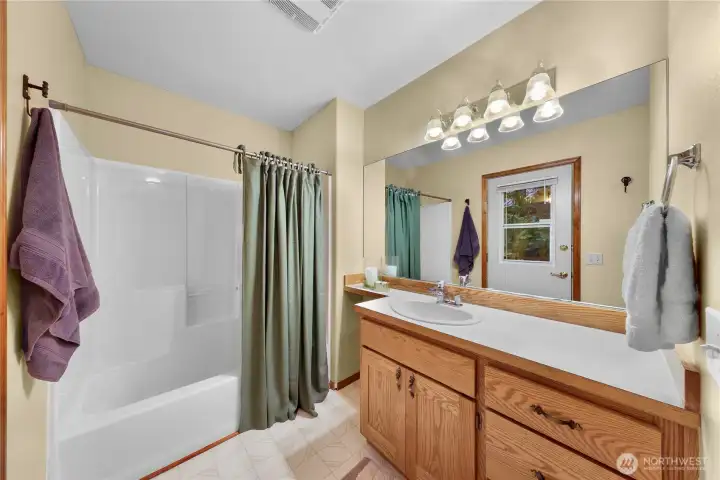 Primary bath.