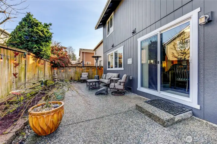 Private back patio with water feature