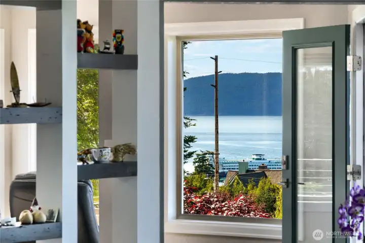Doorway to Outside View Deck Doorway to Outside View Deck