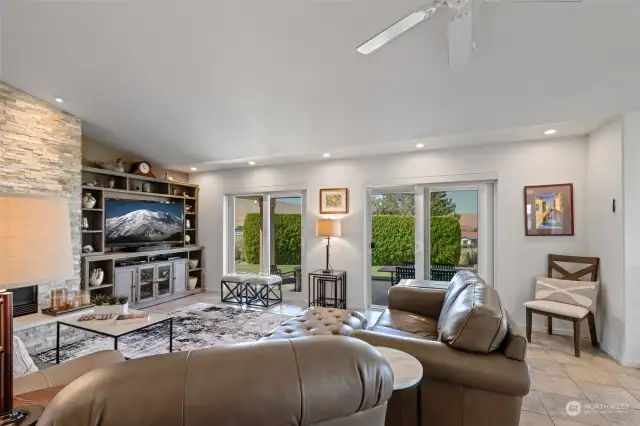 Living Room w/ Fireplace