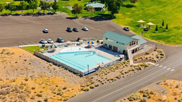 Clubhouse w/ Swimming Pool