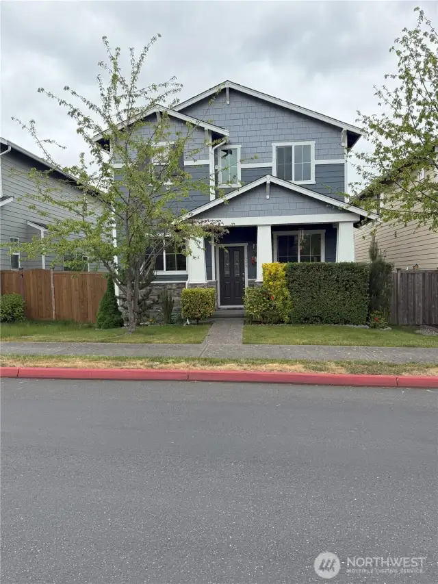 Steet View Front
