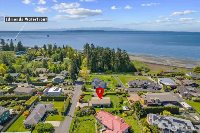 Super close to Downtown Edmonds and the waterfront!.