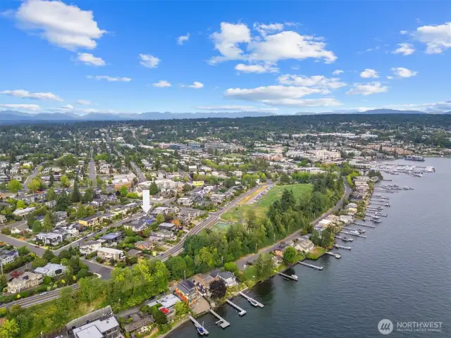 Just minutes from the marina, tennis courts, and the lake—enjoy recreation and relaxation right at your doorstep.