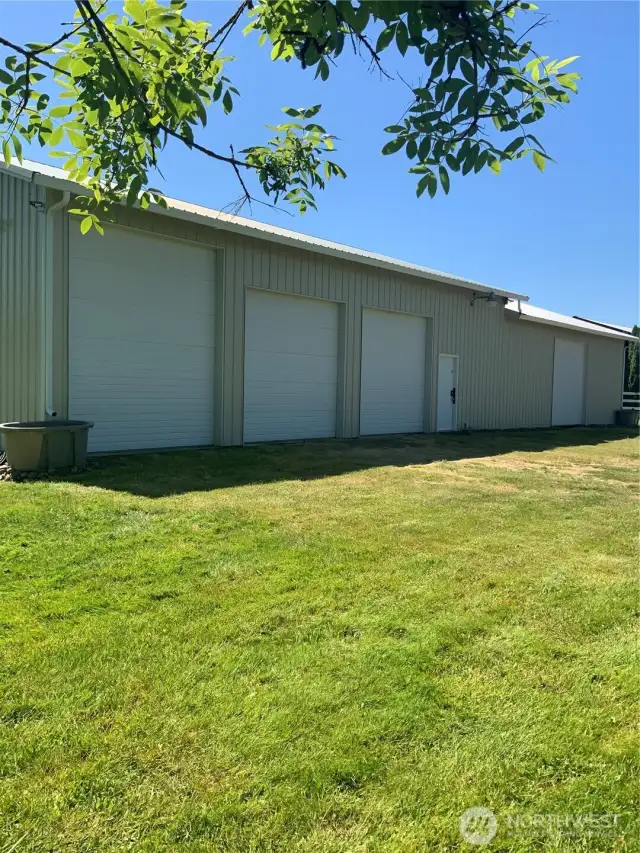 48 x 36 shop