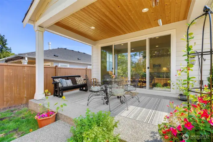 Large double door slider lets the outside in.