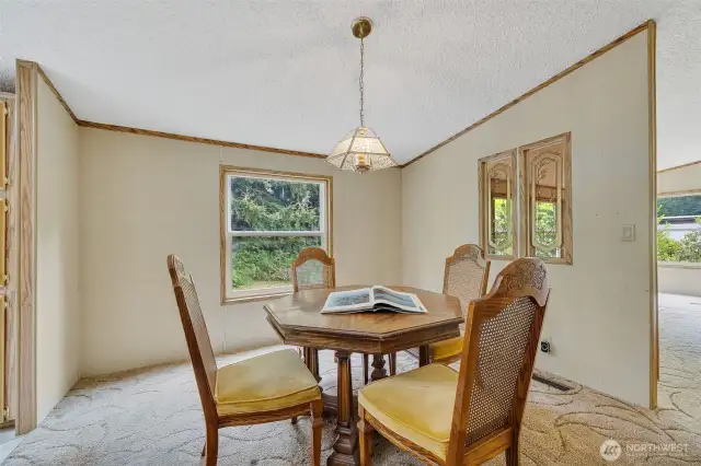 Formal Dining