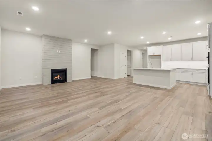 Disclaimer Secondary photos of same floor plan on a different lot in the community: Photos are from another Biscayne, finishes, upgrades, and features may vary.