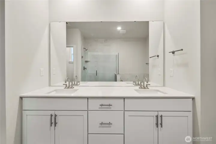 Disclaimer Secondary photos of same floor plan on a different lot in the community: Photos are from another Biscayne, finishes, upgrades, and features may vary.