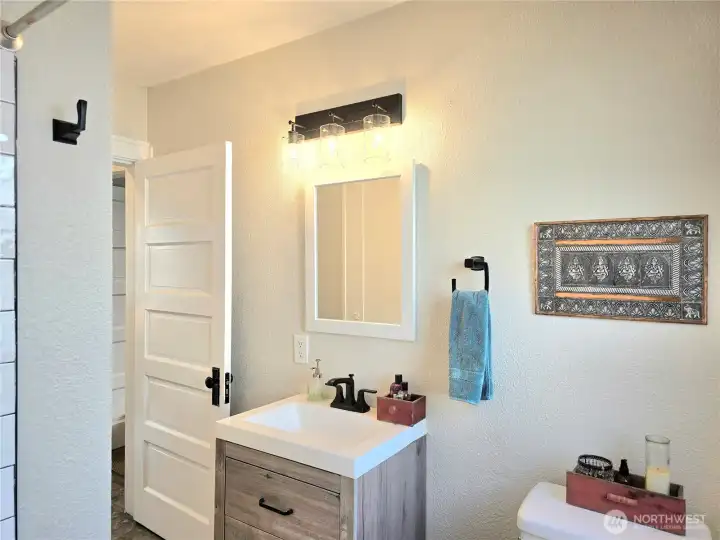 Full Bath between bedrooms 2 & 3