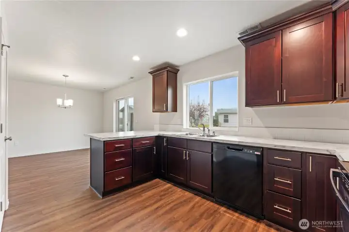 All images may vary. Photos are from previously built home. Photos may include upgrades/furnishings not included in base price.