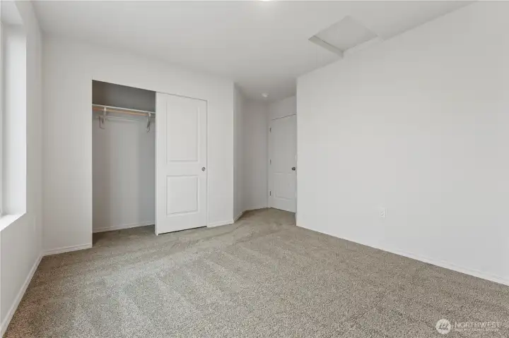 All images may vary. Photos are from previously built home. Photos may include upgrades/furnishings not included in base price.