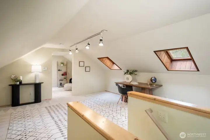 Upper level finished space for office or room or expand