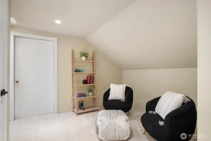 Upper level finished space